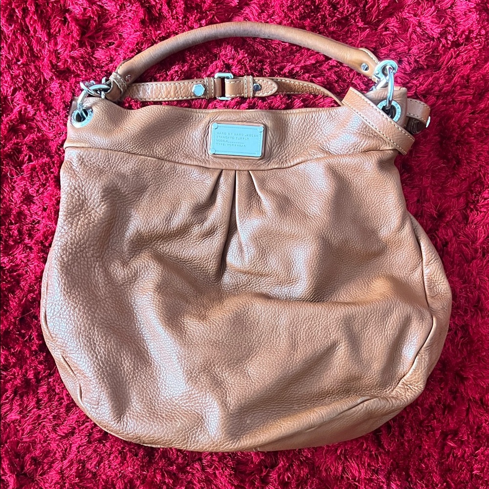 Marc Jacobs Tan Leather Hobo Bag